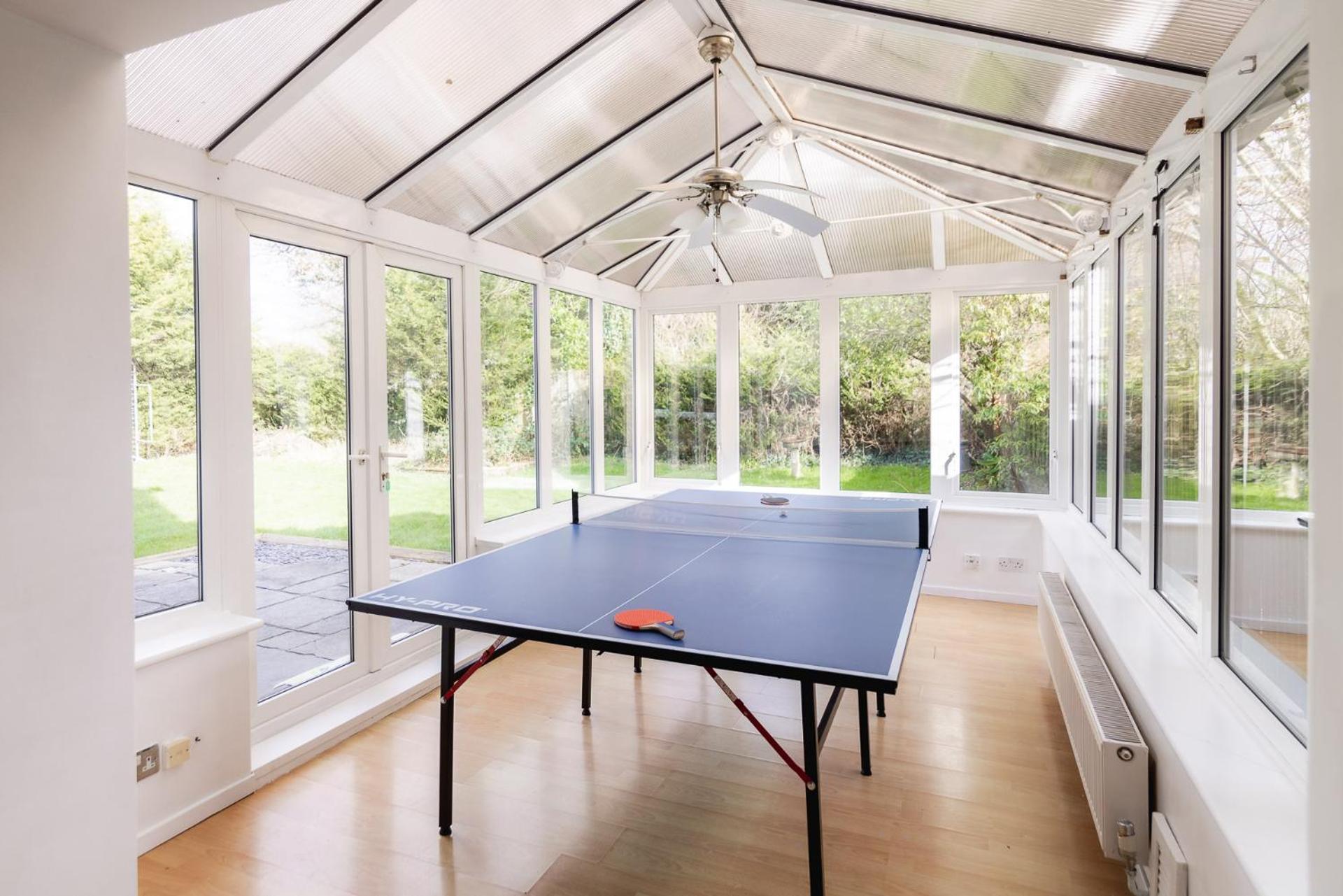 Ping-Pong Paradise クローリー エクステリア 写真